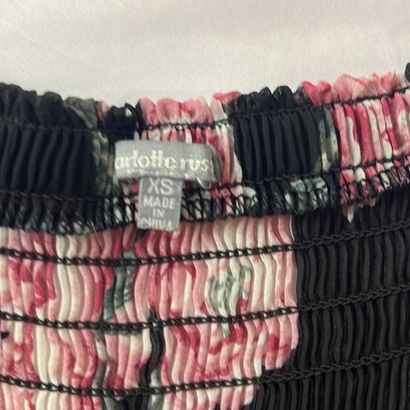 Bundle of XS Blouses/Tops 3 Charlotte Russe 1 Maurice’s - Picture 7 of 9